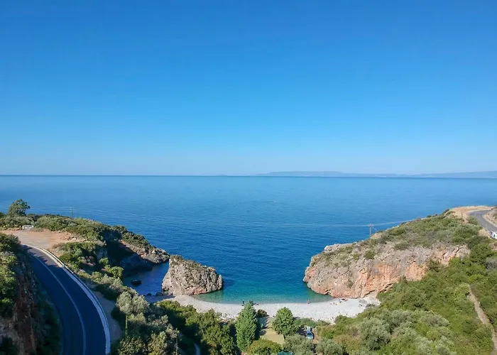 Paradeisos Кардамили