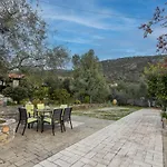 Paradeisos Apartment