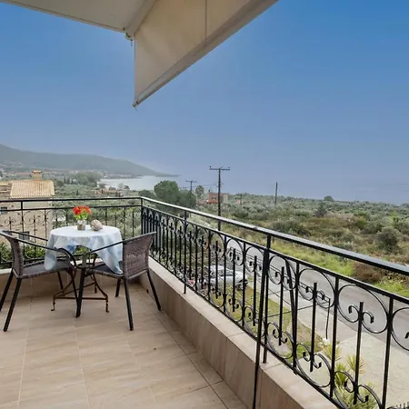 Apartment Paradeisos