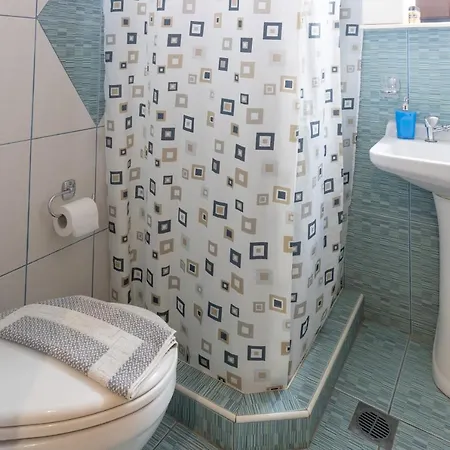 Paradeisos Καρδαμύλη