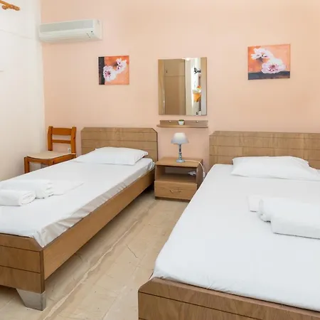 Paradeisos Апартаменты Кардамили