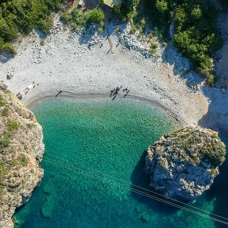 Paradeisos * Kardamyli