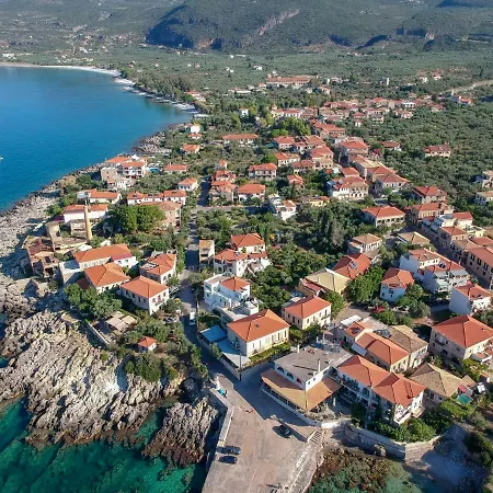 Apartment Paradeisos *