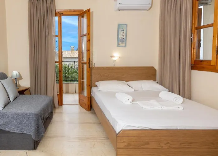 Paradeisos Appartement *